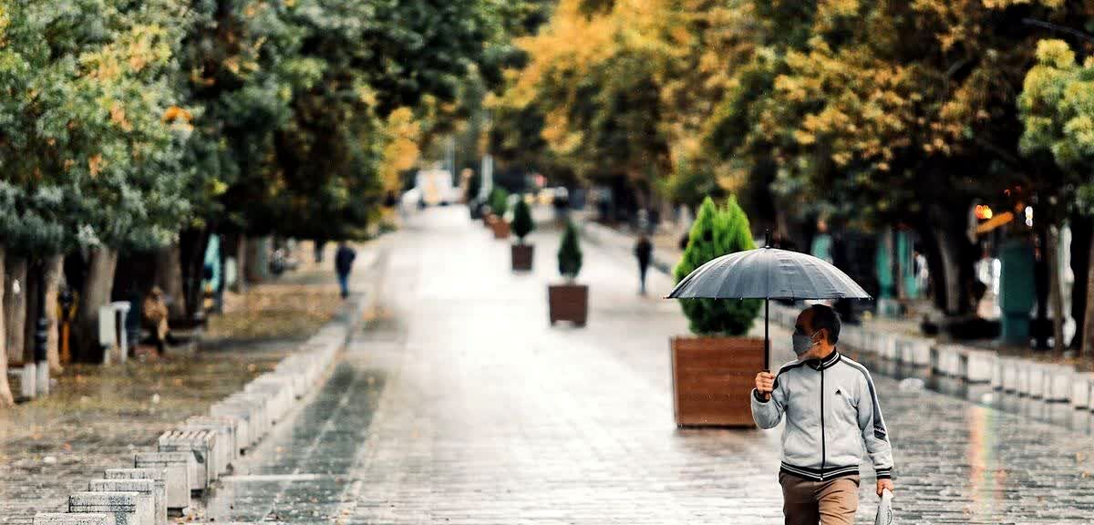 بارانی به وسعت تمام زیبایی های جهان