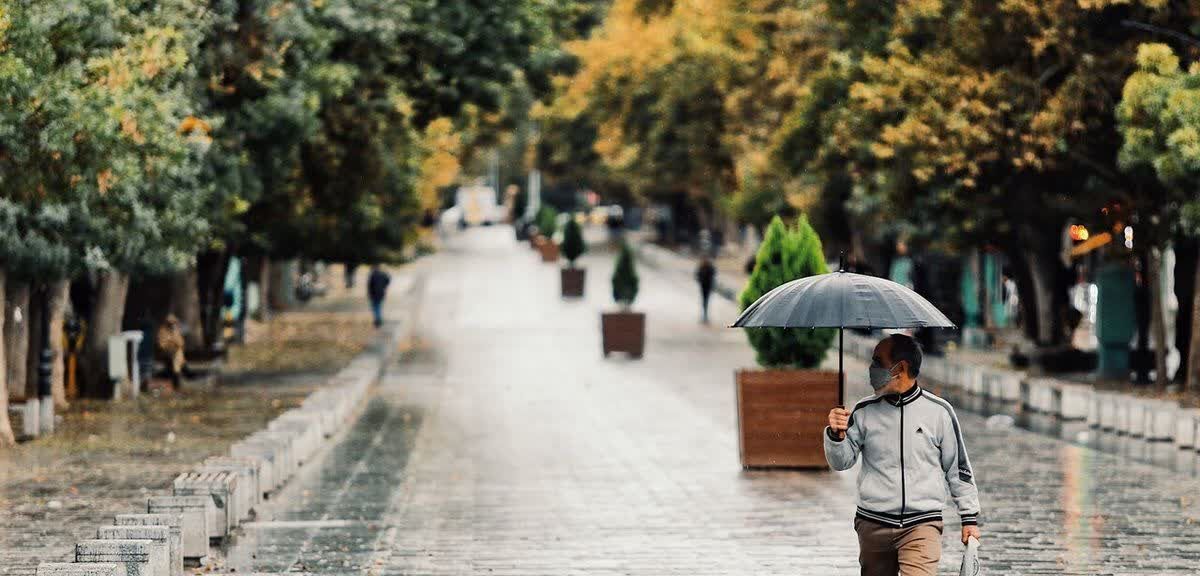 بارانی به وسعت تمام زیبایی های جهان