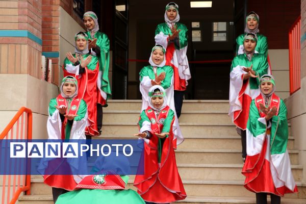 مدرسه با خنده‌های بچه‌ها افتتاح شد