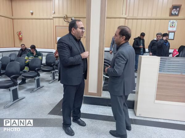 فرماندار اسدآباد از بانک‌های شهرستان بازدید کرد