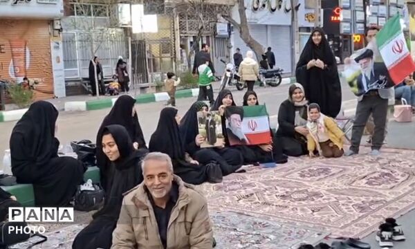 اجتماع عظیم مردمی در لحظات تحویل سال در شهرستان تربت جام