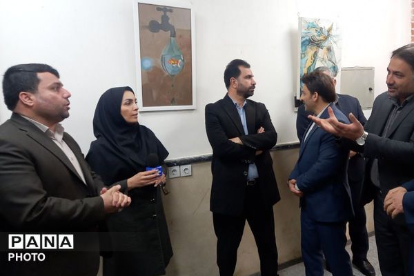 ردپایی از نقش و نگار در نمایشگاه دائمی شهرداری قرچک با آثار جشنواره دانش‌آموزی فرهنگی- هنری فردا