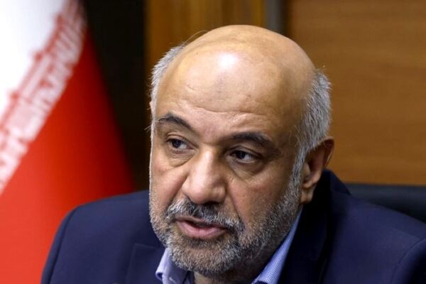 میدری: قیمت محصولات شرکت‌های زیرمجموعه وزارت کار تا پایان جنگ تغییر نمی‌کند