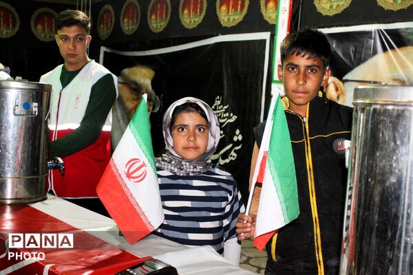 حضور پررنگ کودکان چترودی در تجمع روز جمهوری اسلامی