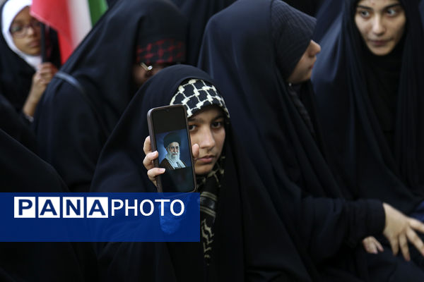 اجتماع ضد صهیونیستی نوجوانان فاطمی در حرم حضرت معصومه(س)