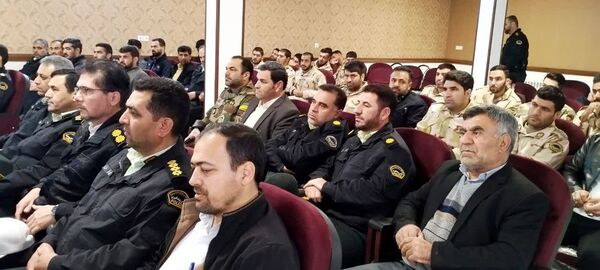  محفل نورانی انس با قرآن کریم در آموزش و پرورش کلات 