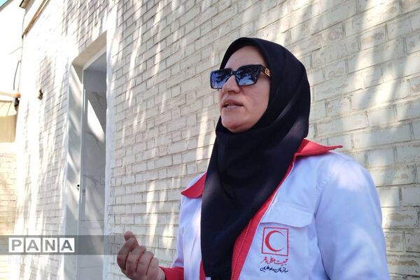هم‌افزایی هلال‌احمر و شبکه بهداشت با آموزش و پرورش  برای سلامت دانش‌آموزان شهرستان قدس