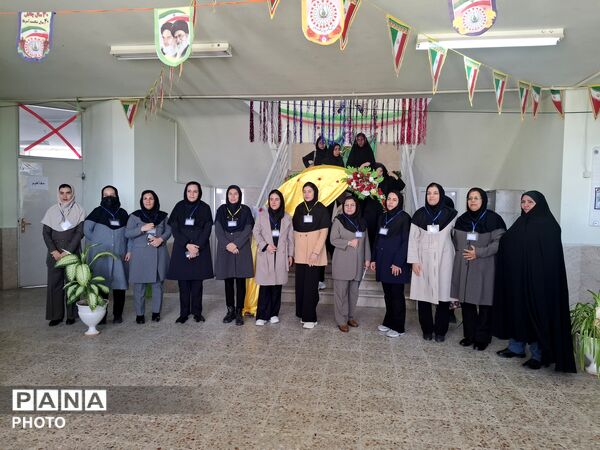 طنین قرآن، عترت و نماز در مشهدمرغاب