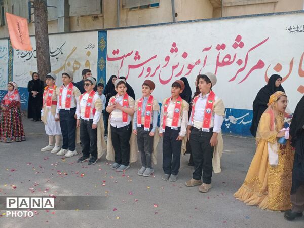 جشن روز معلم با حضور معاون پرورشی و فرهنگی وزیر آموزش و پرورش در یاسوج 