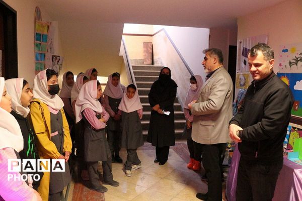 درخشش ایده‌های دانش‌آموزان فیروزکوهی در نمایشگاه جابربن حیان در مدرارس