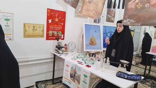 افتتاحیه مدرسه انقلاب در دبیرستان فاطمیه