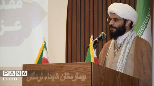 پرچم خدمت در بیمارستان شهدا لردگان به دست ریاست تازه سپرده شد
