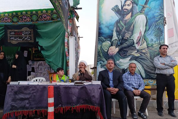 خدمت‌رسانی دانش‌آموزان و فرهنگیان شهرستان اسلام آباد غرب در مواکب اربعین حسینی