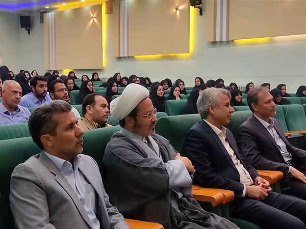 جلسه توجیهی معاونین و مربیان پرورشی مدارس کاشمر