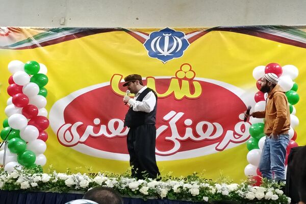 برگزاری مراسم شب فرهنگی و هنری در فاروج