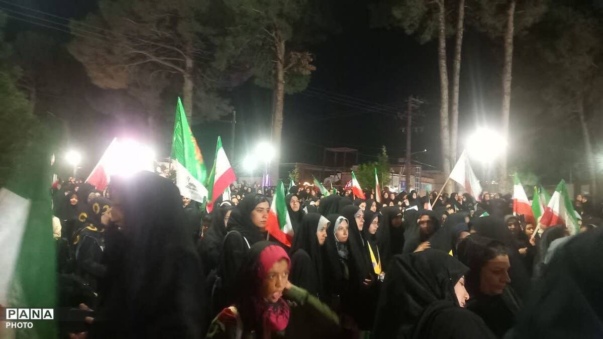 چهل و دومین شب حضور خلیل آبادی ها در میدان