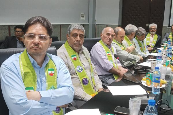 نشست هم‌اندیشی پیشکسوتان سازمان دانش‌آموزی استان کرمانشاه
