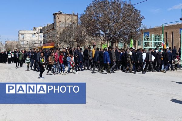 حضور پرشور مردم شهر تیتکانلو در راهپیمایی روز قدس 