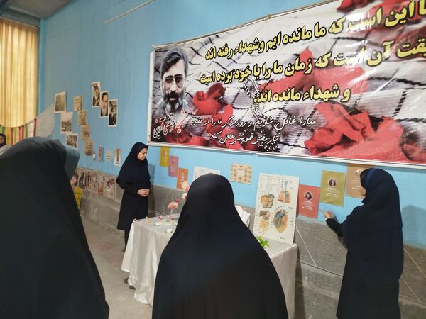 مدرسه انقلاب، بستری برای تبیین ارزش‌های انقلاب اسلامی