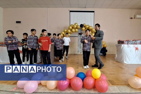 پایان مقطع ابتدایی گام مهمی به سوی مقطع متوسطه است