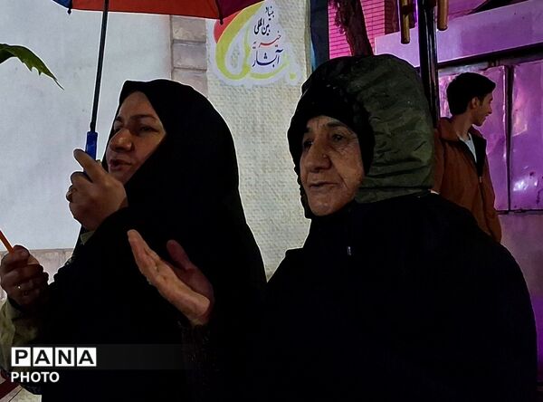 حضور اقشار مختلف مردم در مراسمات شبانه کاشمر