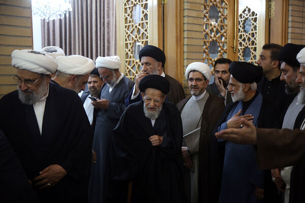 مراسم بزرگداشت والده «سید حسن نصرالله» در قم