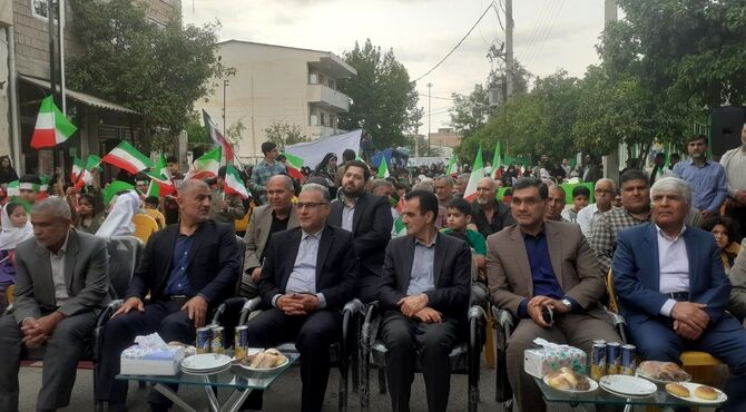 همایش دانش‌آموزی «سرزمین من» در روستای محمدآباد