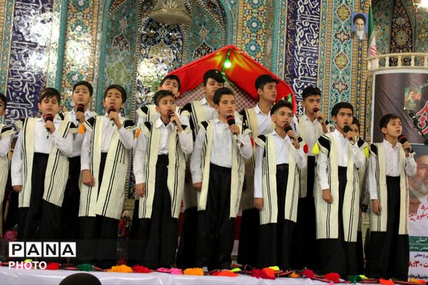 ‌حضور قوم بختیاری در تشییع شهید سجاد نادری