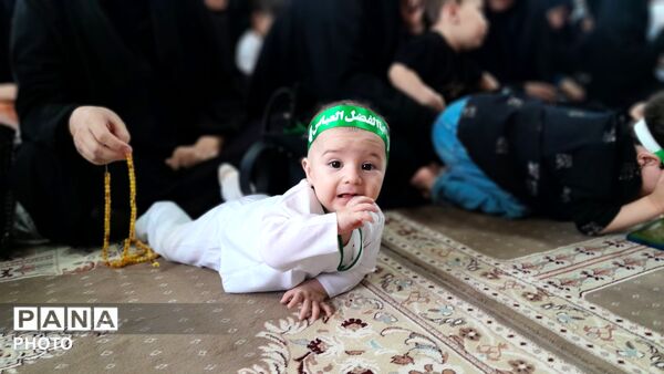 مراسم باشکوه شیرخوارگان حسینی در مسجد جامع درگزین