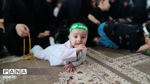  مراسم باشکوه شیرخوارگان حسینی در مسجد جامع درگزین