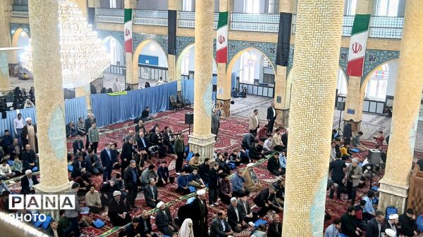گرامیداشت روز هلال‌احمر با استقرار نیروهای امدادی در محل برگزاری نماز جمعه