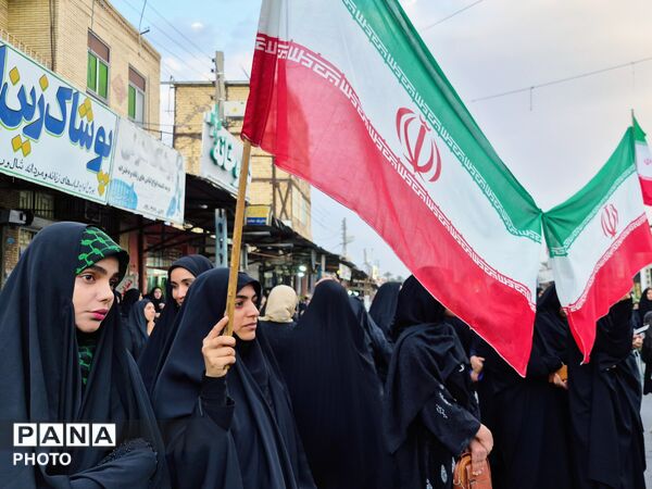 نور وفاداری در سایه مظلومیت