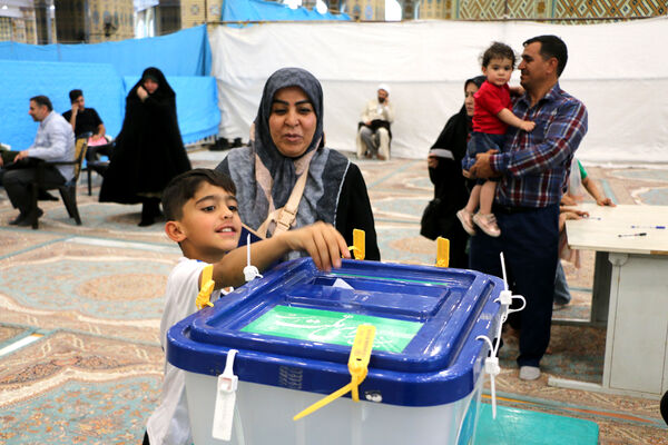 حضور نوجوانان قمی در انتخابات ریاست جمهوری -2