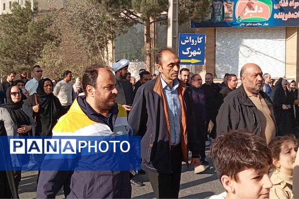  همایش بزرگ پیاده روی خانوادگی در نسیم‌شهر 