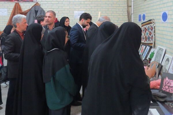افتتاحیه هفته ماها و جشنواره فرهنگی هنری امید فردا