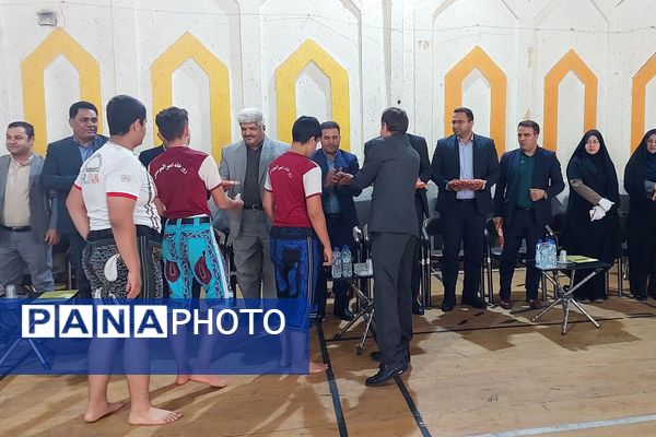 آیین افتتاحیه استانی مسابقات ورزشی درون مدرسه‌ای 