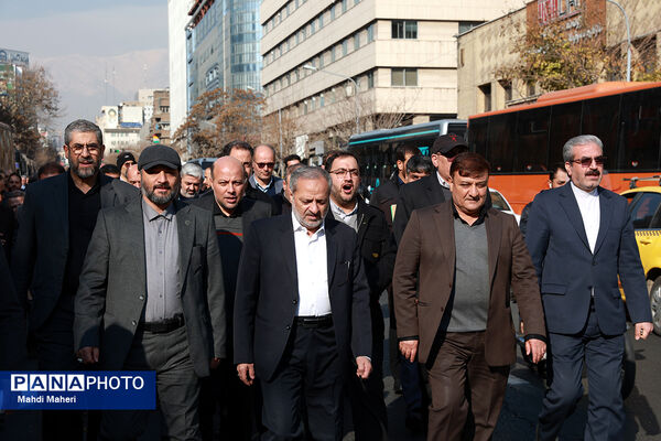 حضور وزیر آموزش و پرورش در راهپیمایی محکومیت اقدامات تروریستی علیه ملت ایران