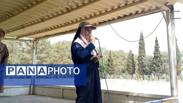 ‌‌روز دوم پیش اردوی ملی پیشتازان سازمان دانش آموزی استان اصفهان