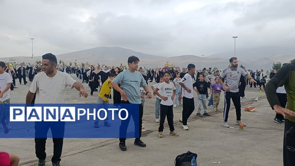 جلوه‌هایی از ورزش صبحگاهی همگانی در آشخانه 