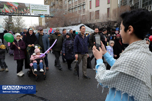 جشن خیابانی نیمه شعبان در تهران
