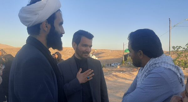  کاروان زائرین پیاده دانش‌آموزی در نیشابور