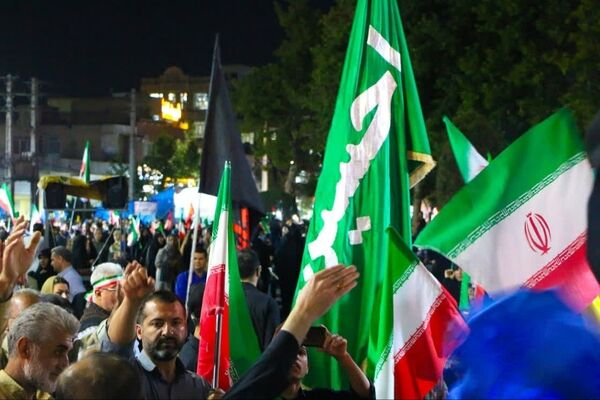 گام‌های استوار شهروندان برای فریاد اقتدار