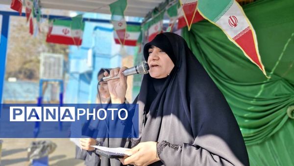 مراسم بزرگداشت شهادت حضرت زینب (س) در مدرسه حافظ