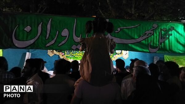 مراسم عروسی دو جوان نیشابوری در مهمانی کیلومتری  عید غدیر خم 
