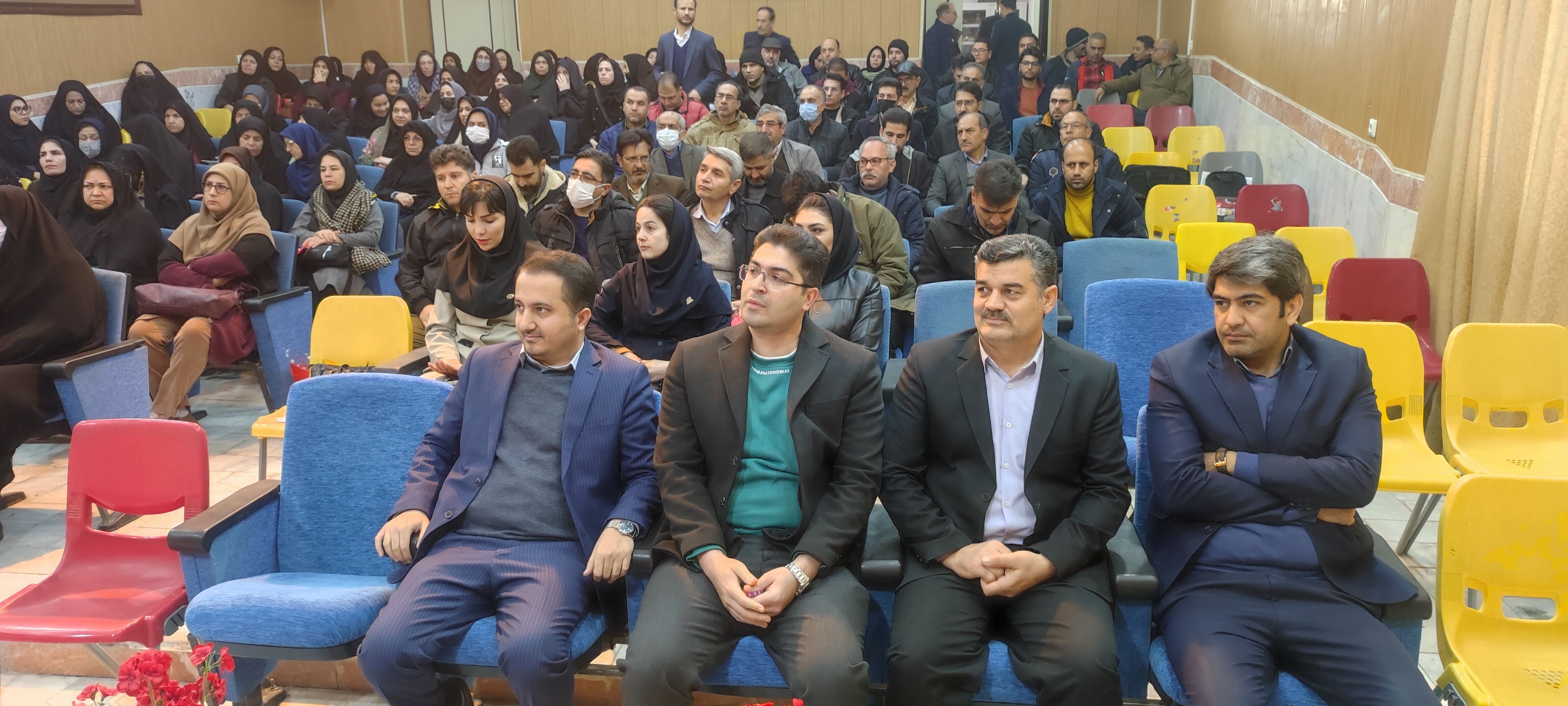 برگزاری کارگاه ضمن خدمت ویژه مدیران و معاونان آموزش و پرورش در کانون سمیه شیروان