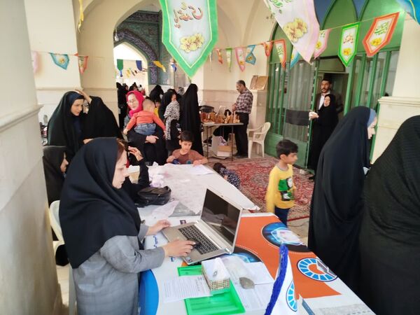 نمایشگاه مشاغل خانگی در آستان مقدس امامزاده عبدالمومن شهر حبیب آباد