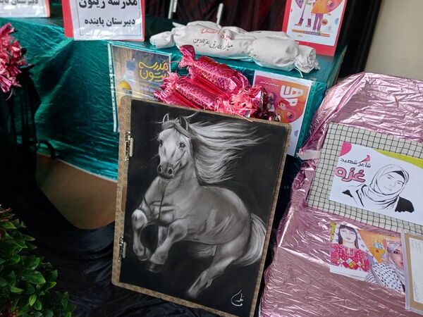 برگزاری رویداد "هفته ماها" در دبیرستان پاینده اهواز