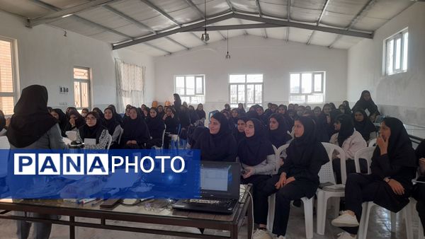 اولین جلسه مشاوره تحصیلی در مدرسه مشکات خواف
