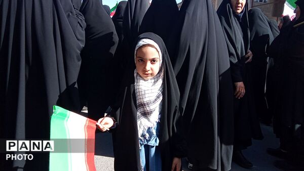 موج همدلی و وفاداری در کیار