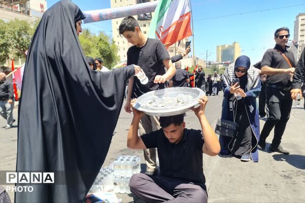 مشهدالرضا؛ تجلی‌گاه ارادت و شکوه امت